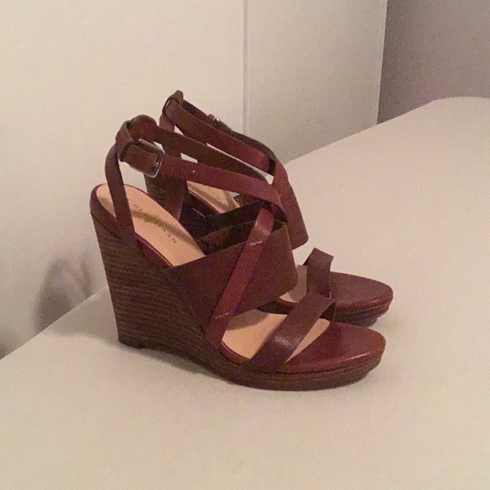 Cole Haan Wedges💕
